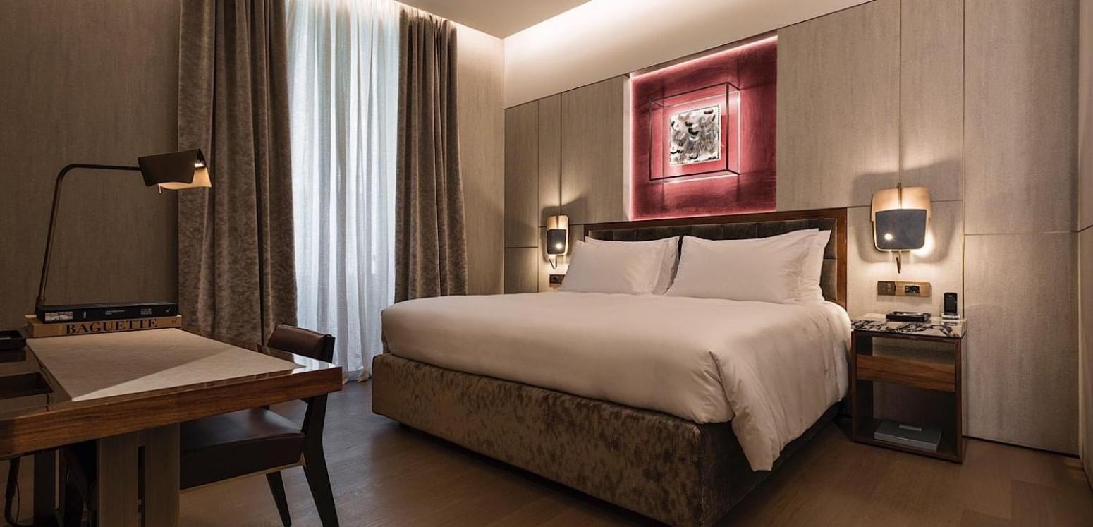 Fendi Private - Small Luxury Of The World Rom