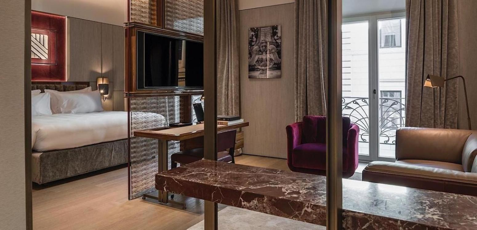 Fendi Private - Small Luxury Of The World Rom